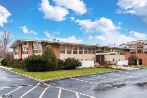 17 Kiel Avenue Kinnelon NJ 07405
