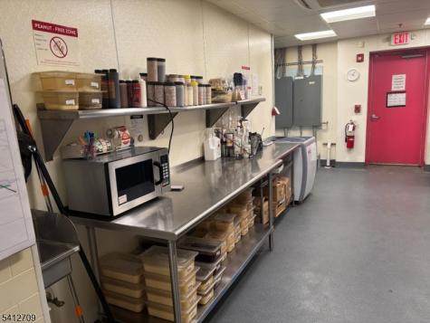 77 Central Avenue Clark NJ 07066