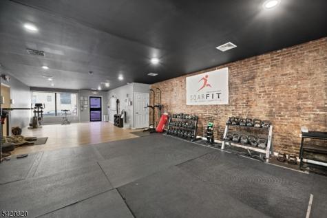 993 Broadway Bayonne NJ 07002