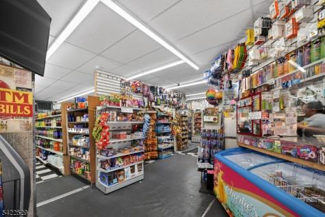 661 South 18th Street Newark NJ 07103