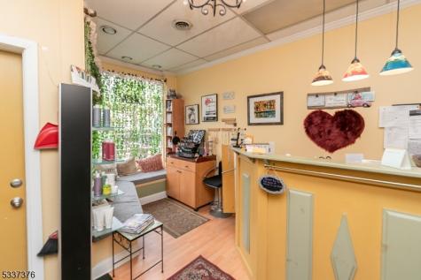 2 Market Street Belvidere NJ 07823