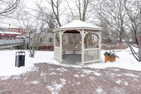 2 Market Street Belvidere NJ 07823