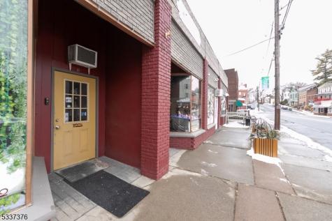 2 Market Street Belvidere NJ 07823