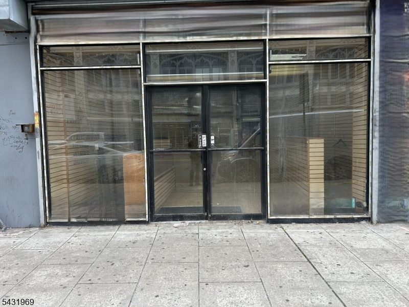 118 Market Street Newark NJ 07102