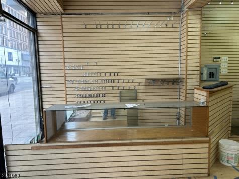 118 Market Street Newark NJ 07102
