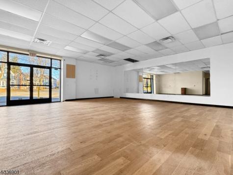 627 Third Street Belvidere NJ 07823