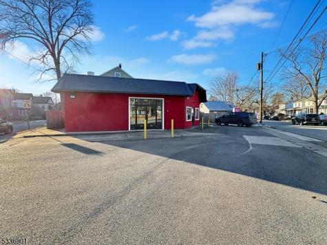 627 Third Street Belvidere NJ 07823