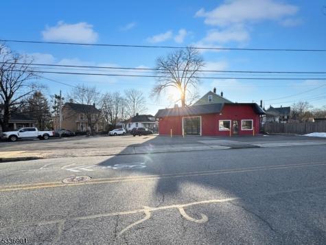 627 Third Street Belvidere NJ 07823