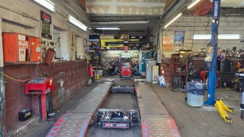 422 Monroe Street Passaic NJ 07055
