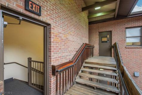 59 E Mill Road Washington NJ 07853