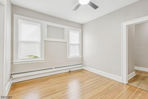 301 E 9th Avenue Roselle NJ 07203