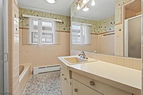 1791 E 2nd Street Scotch Plains NJ 07076