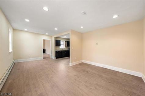 378 Avenue C Bayonne NJ 07002
