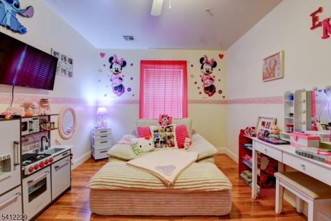 219 Summer Avenue Newark NJ 07104