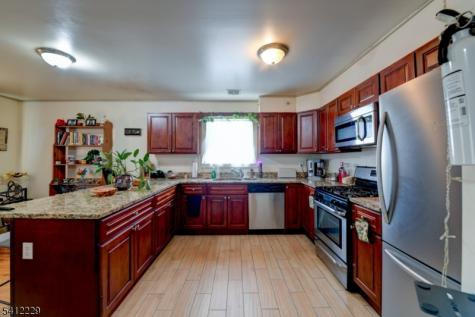 219 Summer Avenue Newark NJ 07104