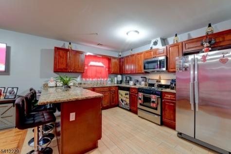 219 Summer Avenue Newark NJ 07104