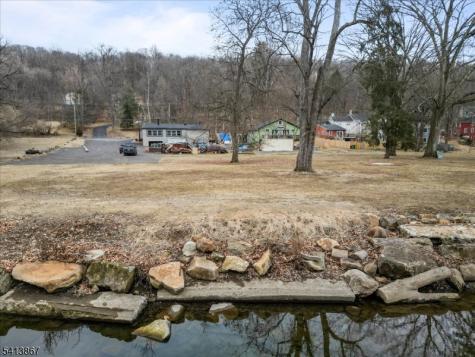 23 Musconetcong River Road Hampton NJ 08827