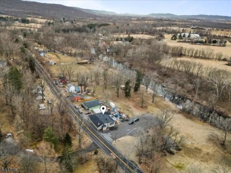 23 Musconetcong River Road Hampton NJ 08827