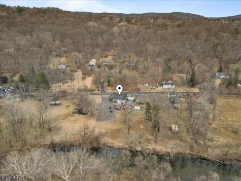 23 Musconetcong River Road Hampton NJ 08827
