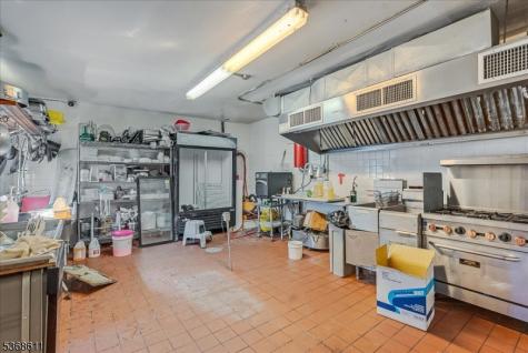 167 Avenue E Bayonne NJ 07002
