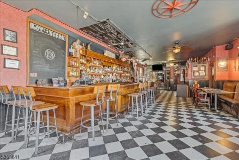 167 Avenue E Bayonne NJ 07002