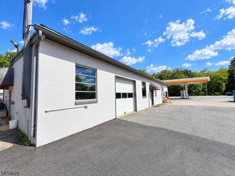 633 Water Street Belvidere NJ 07823