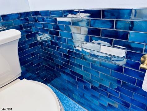 700 Coventry Drive Lopatcong NJ 08865