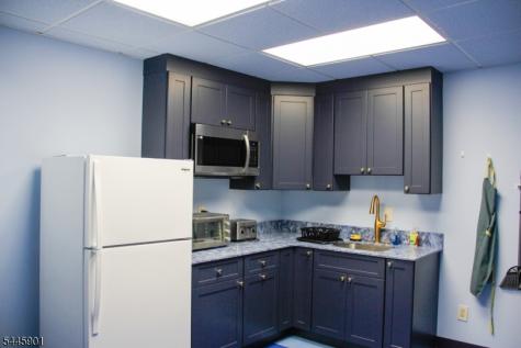 700 Coventry Drive Lopatcong NJ 08865