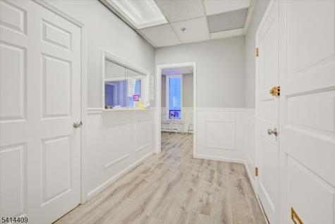 992 Clifton Avenue Clifton NJ 07013