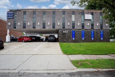 992 Clifton Avenue Clifton NJ 07013