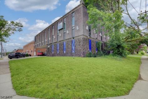 992 Clifton Avenue Clifton NJ 07013