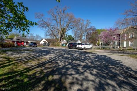 11 Kennedy Avenue Ogdensburg NJ 07439