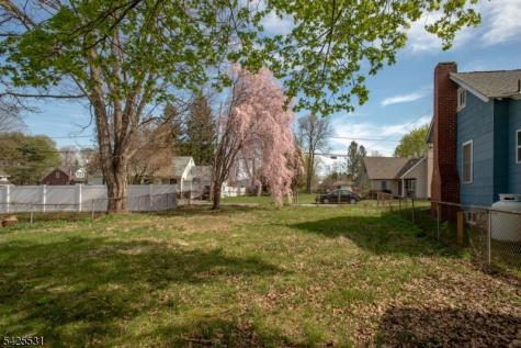 11 Kennedy Avenue Ogdensburg NJ 07439