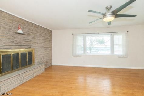 84 Locust Avenue Wallington NJ 07057