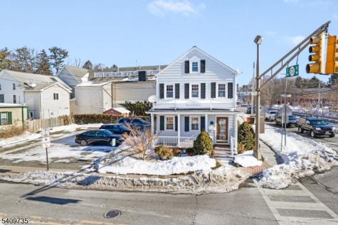 35 Leigh Street Clinton NJ 08809