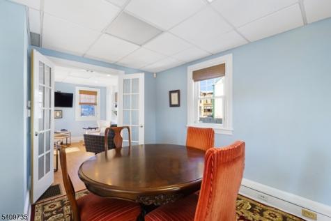 35 Leigh Street Clinton NJ 08809