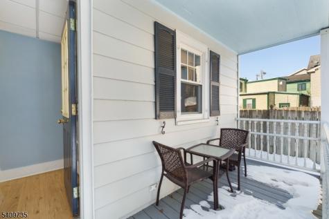 35 Leigh Street Clinton NJ 08809