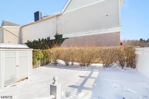 35 Leigh Street Clinton NJ 08809