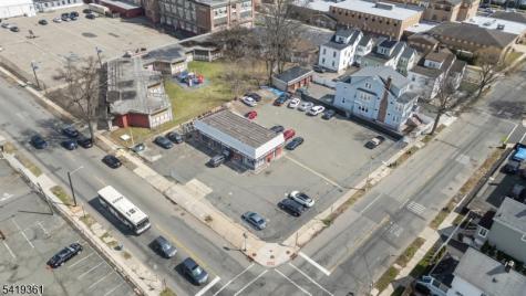 382 S Clinton Street East Orange NJ 07018