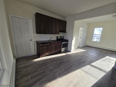 3 May Street Irvington NJ 07111
