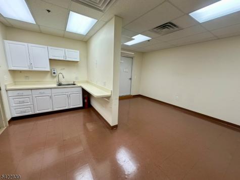 534 Avenue Bayonne NJ 07002