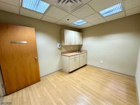 534 Avenue Bayonne NJ 07002