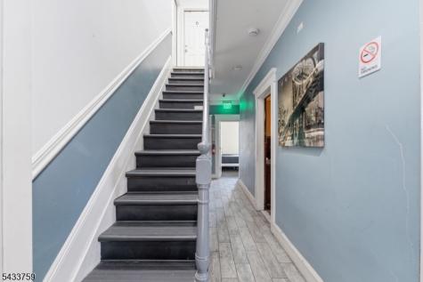 334 1ST Avenue Elizabeth NJ 07206