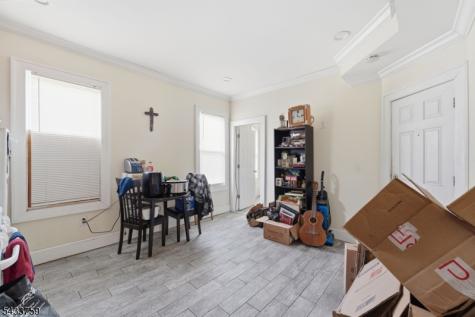 334 1ST Avenue Elizabeth NJ 07206