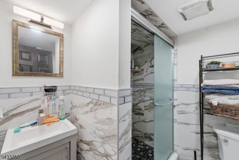 334 1ST Avenue Elizabeth NJ 07206
