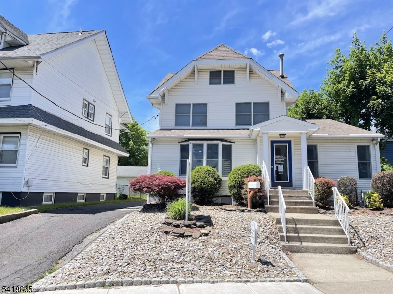 697 Kearny Avenue Kearny NJ 07032