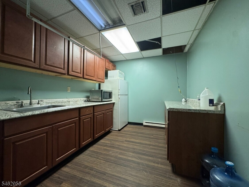 860 Lower Ferry Road Ewing NJ 08628