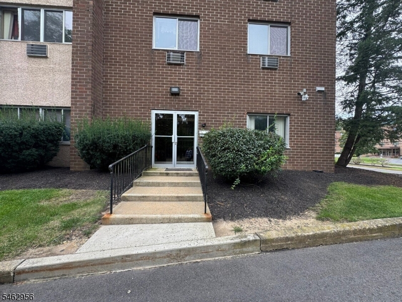 860 Lower Ferry Road Ewing NJ 08628