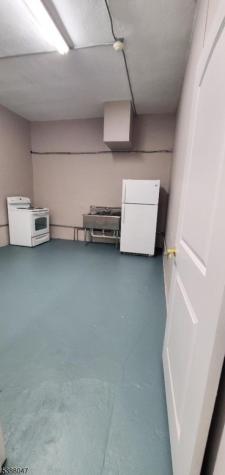 668 Forest Street City Of Orange NJ 07050