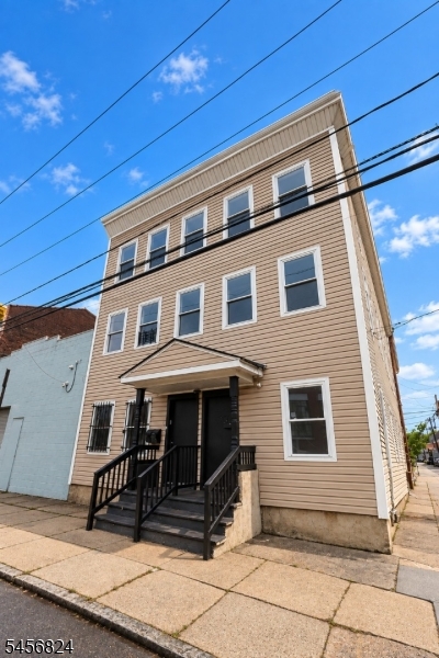 83 Jay Street Newark NJ 07103